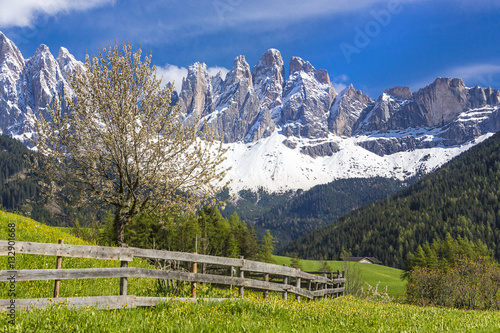 Südtirol, Geisslerspitzen im Villnösstal