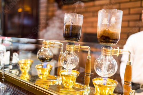 Photos Siphon Coffee Brewing for hot coffee