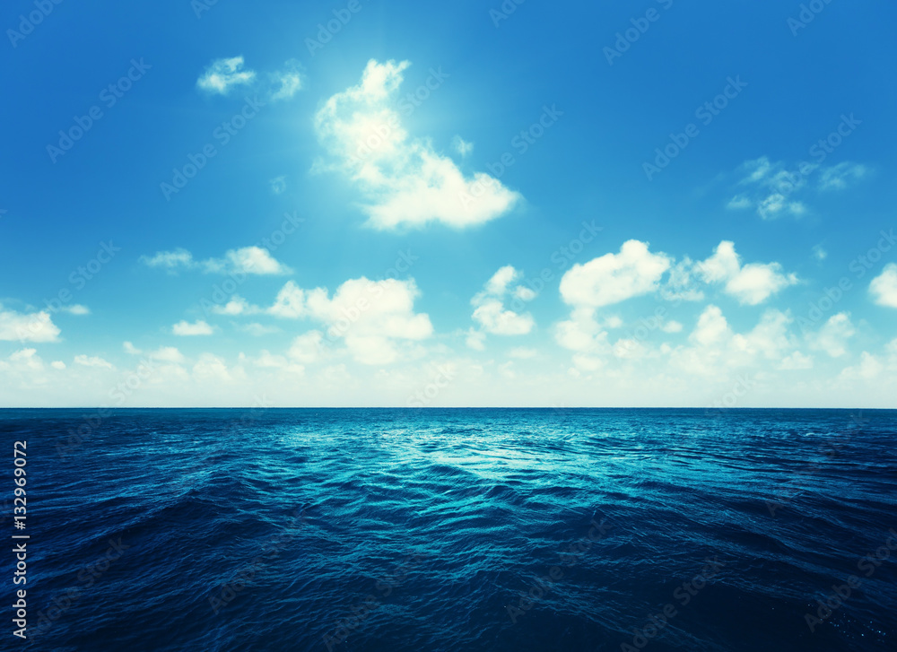 Obraz premium perfect sky and tropical ocean