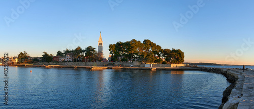 Fototapeta Naklejka Na Ścianę i Meble -  Coastal town of Novigrad on the Istria Peninsula in Croatia - panorama
