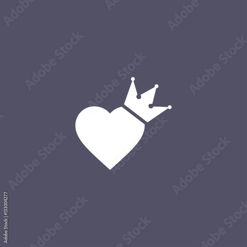 heart icon with crown
