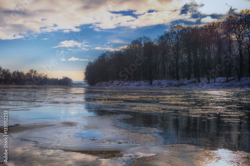 river elbe in the winter