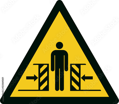 ISO 7010 W019 Warning; Crushing