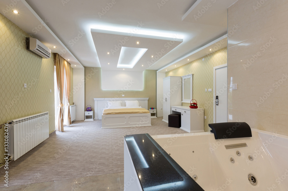 Hydro massage baths in hotel bedroom Hydro massage baths in hotel bedroom