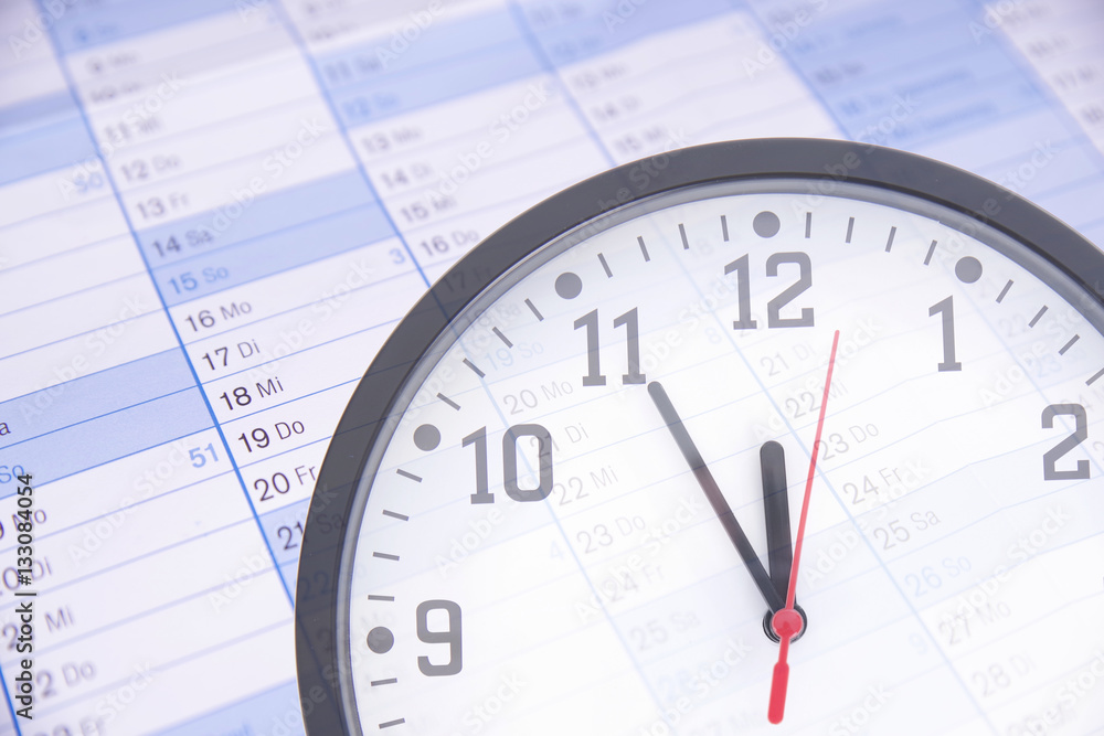 Kalender und Uhr Stock Photo | Adobe Stock