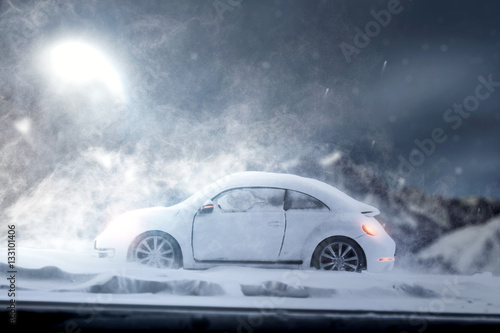 winter car and snow  © magdal3na