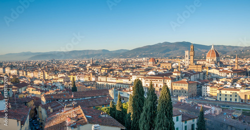 Panorama de la ville de Florence en Italie vu du jardin Bardini © jasckal