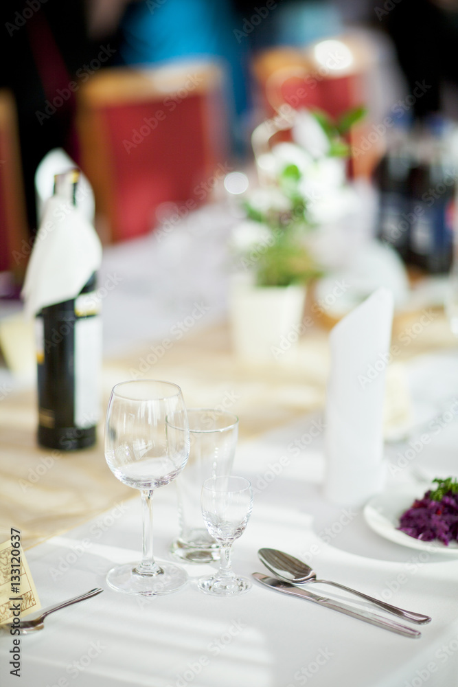 Fototapeta premium Beautiful wedding reception table decoration