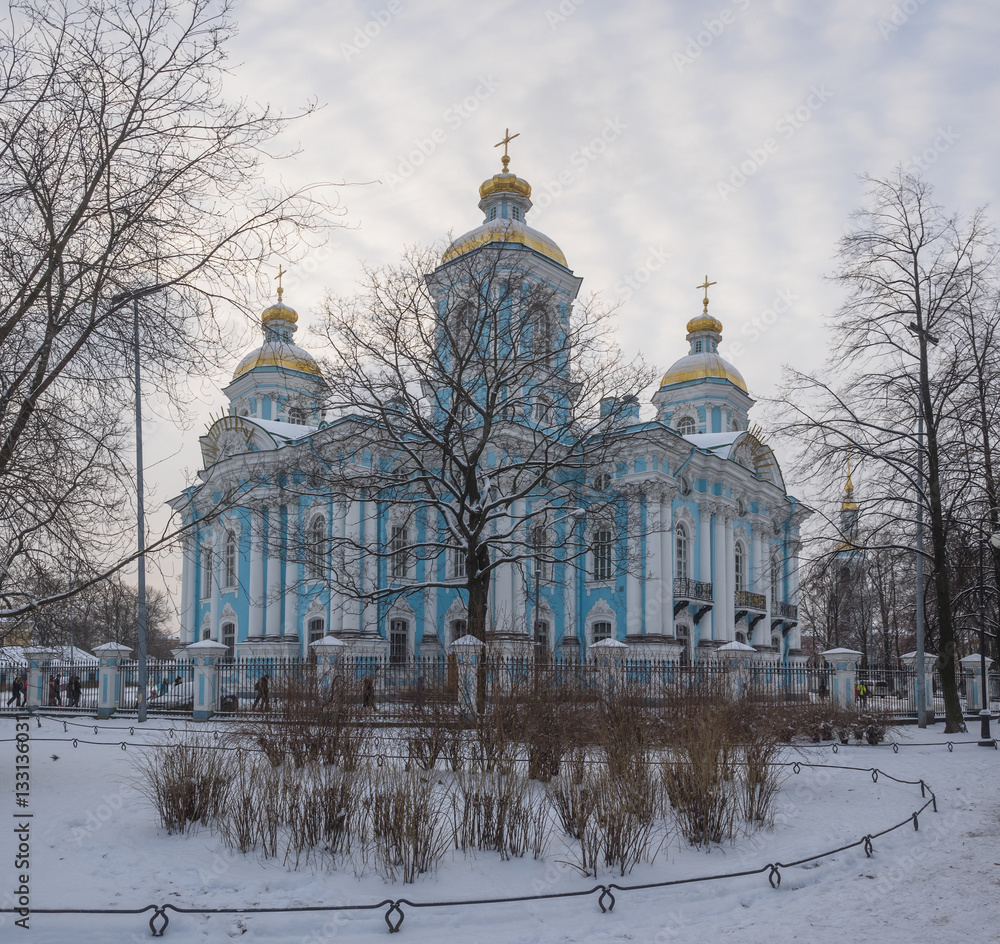 St. Petersburg in the winter. Naval Epiphany Cathedral of St. Nicholas from the Nikolsky Garden