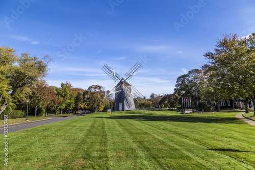Quadro em tela typical classical vintage mill