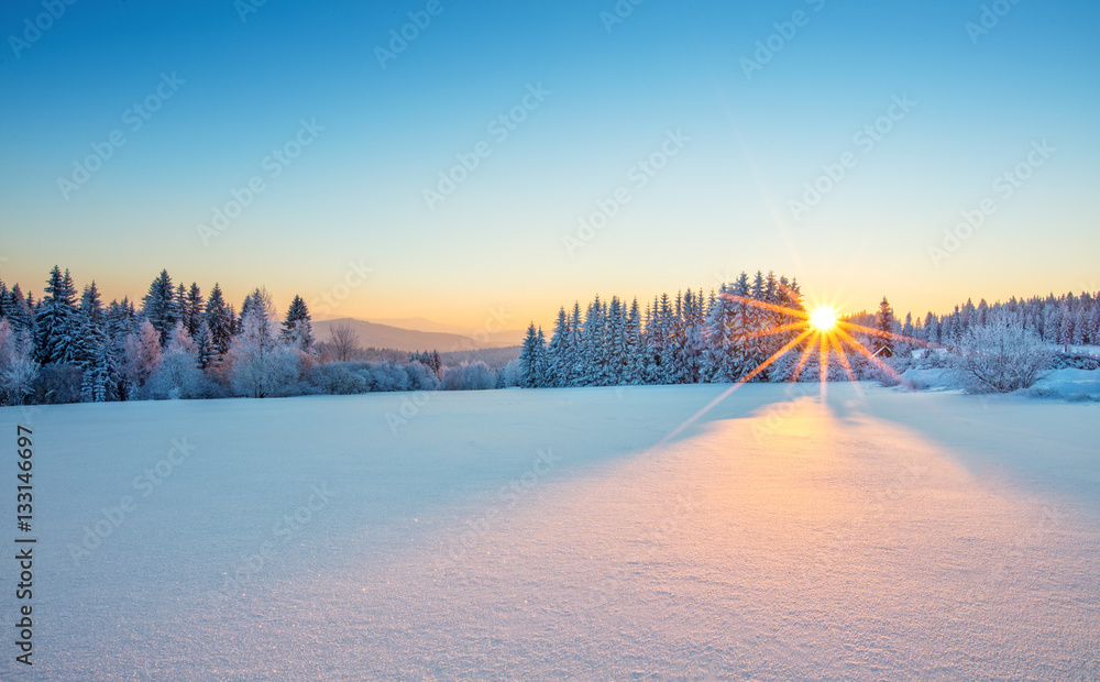 Fototapeta premium Majestic sunrise in the winter mountains landscape.