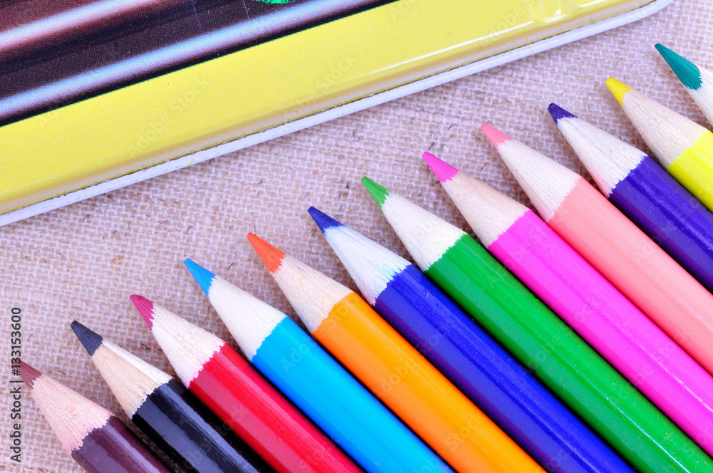 Naklejka premium 色鉛筆