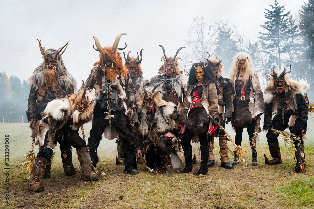 Perchtenmaske, Krampusmaske Stock-Foto | Adobe Stock