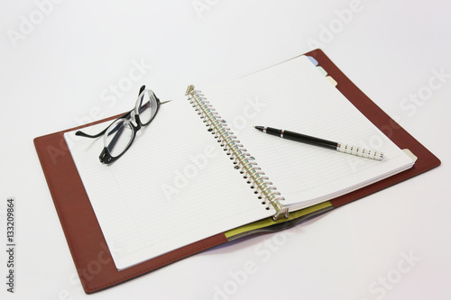 Wallpaper Mural ノートとペンとメガネ Notebook, pen and glasses Torontodigital.ca