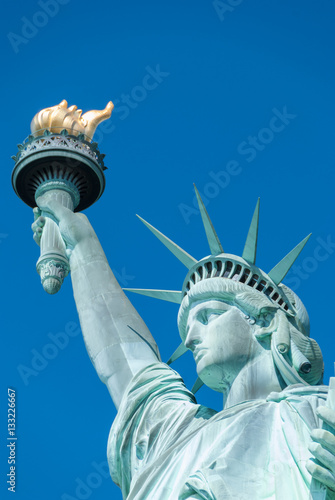 Statue of Liberty close up with torch © Neeqolah