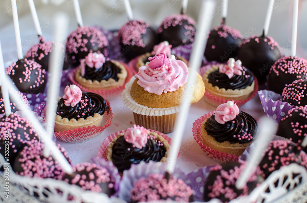 Rose cup cakes