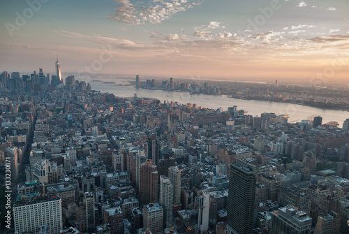Manhattan aerial at dusk © Neeqolah