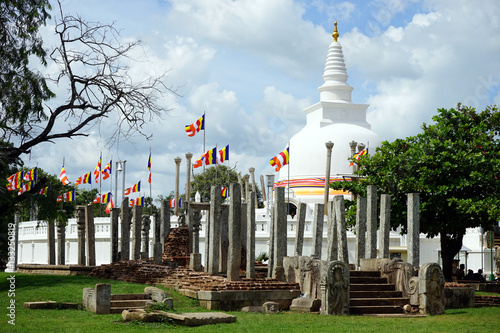 Thuparama Dagoba in Anuradhapura photo