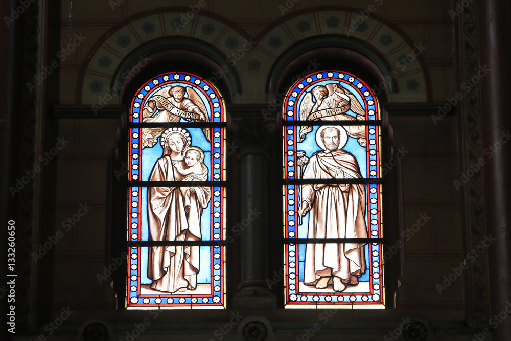 Eglise Saint-Clodoald. Saint-Cloud. / Stained glass. Church St. Clodoald. Saint-Cloud.