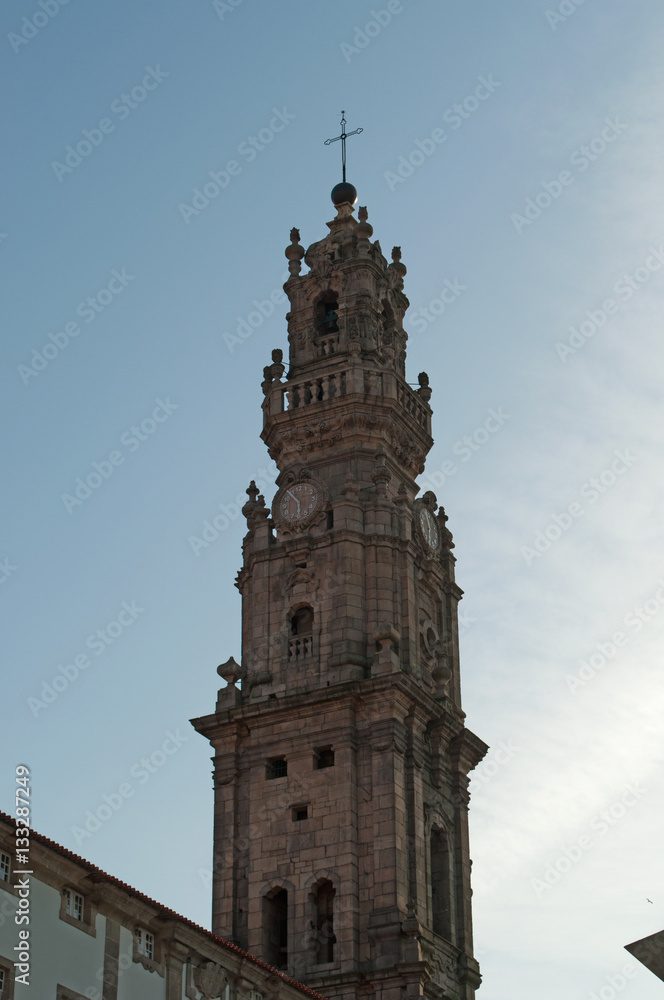 Porto, 27/03/2012: vista della Torre dos Clerigos, la Torre dei Chierici, una torre di pietra in stile barocco costruita tra il 1754 e il 1763