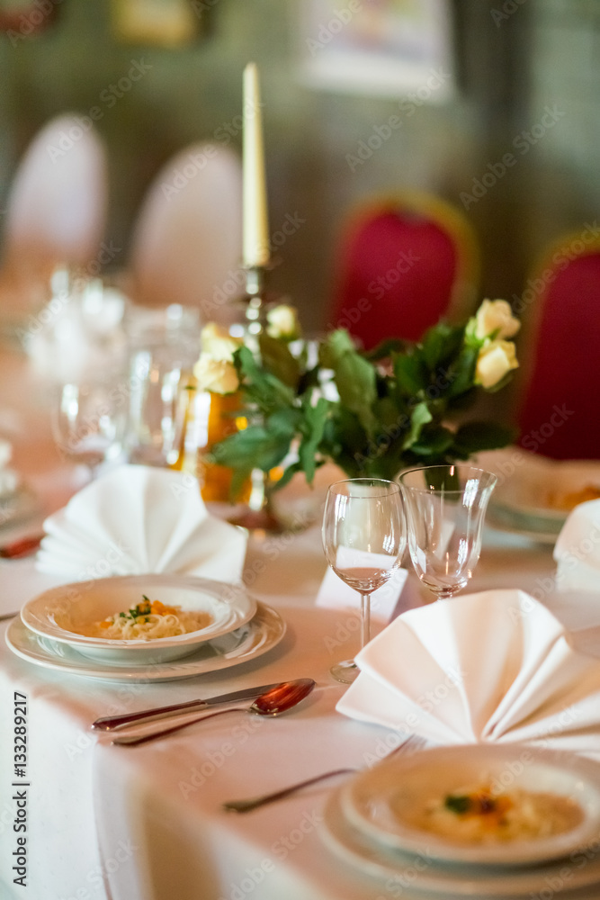 Fototapeta premium Beautiful wedding reception table decoration
