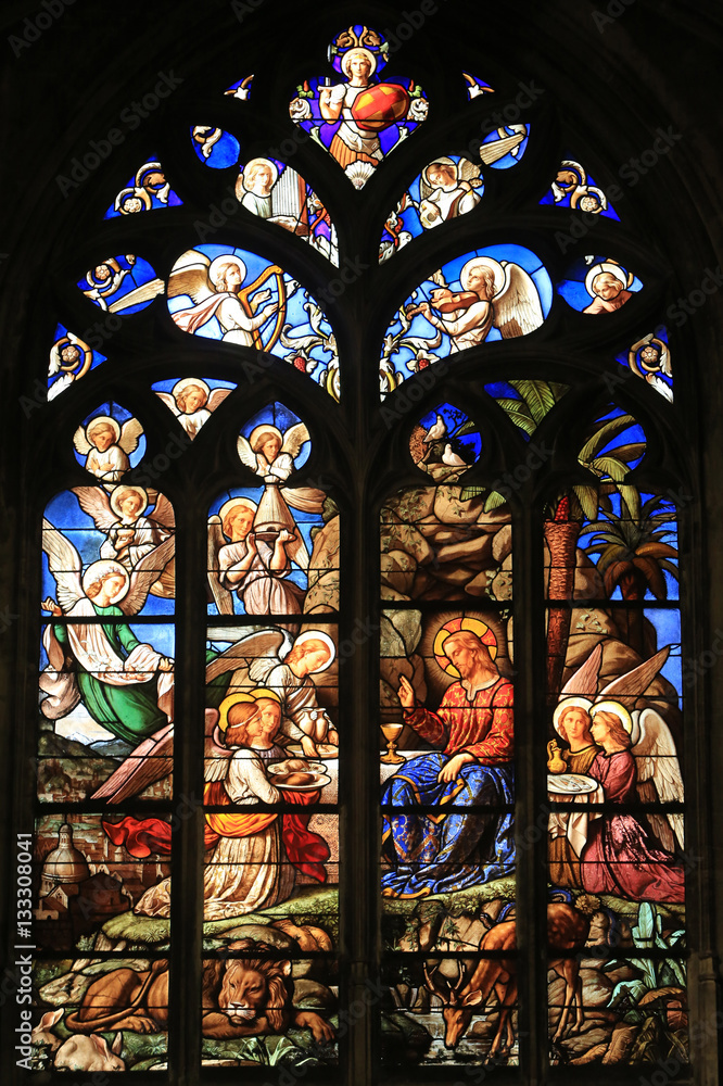 Fototapeta premium Jésus-Christ au jardin des Oliviers. Vitrail. Eglise Saint-Nizier de Lyon. / Jesus Christ in the Garden of Olives. Stained glass windows. Saint-Nizier Church. Lyon.