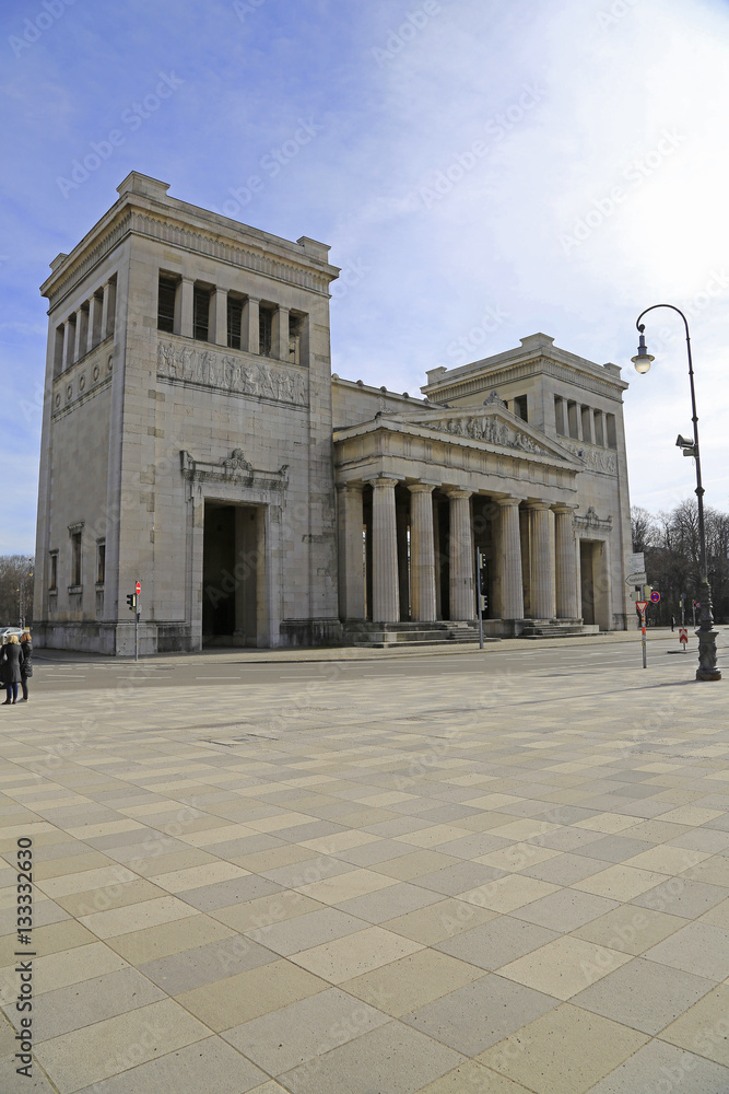 Obraz premium Propyläen am Königsplatz in München