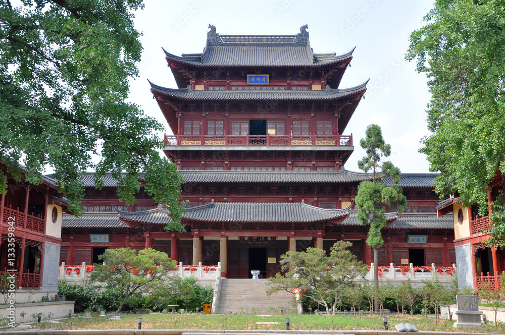Wanfo Lou (Thousand Budda Hall) of Pilu (Vairocana) Temple in downtown Nanjing, Jiangsu Province, China. Pilu Temple was built in 1522 AD, and is one of the most antique temples in Nanjing. Wanfo Lou (Thousand Budda Hall) of Pilu (Vairocana) Temple in downtown Nanjing, Jiangsu Province, China. Pilu Temple was built in 1522 AD, and is one of the most antique temples in Nanjing.