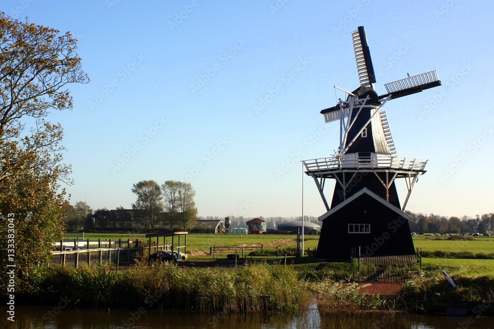 Saw and corn mill Saw and corn mill