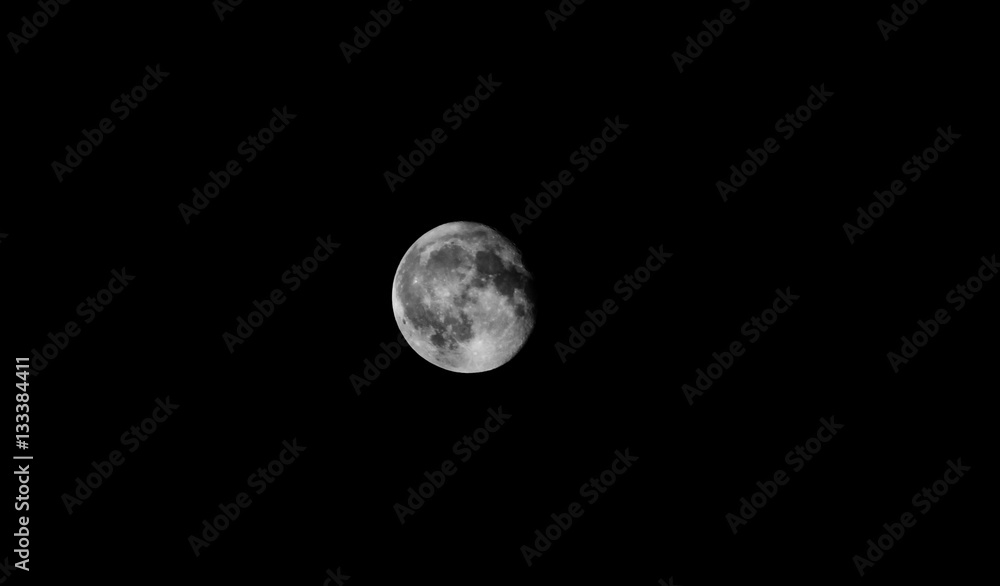 Fototapeta premium Mond bei Nacht