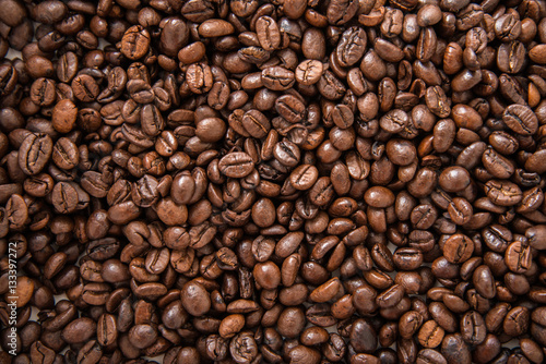 Coffee beans in white background © pom669