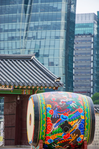 Seoul - Ancient Tradition and Modern Technology
