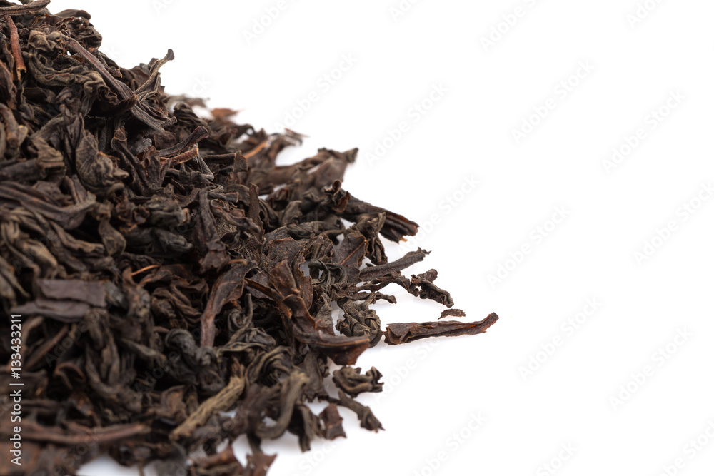Fototapeta premium Black tea isolated on white