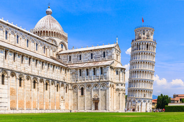 Fotobehang De scheve toren Historisch monument in Pisa Italië  © SCStock