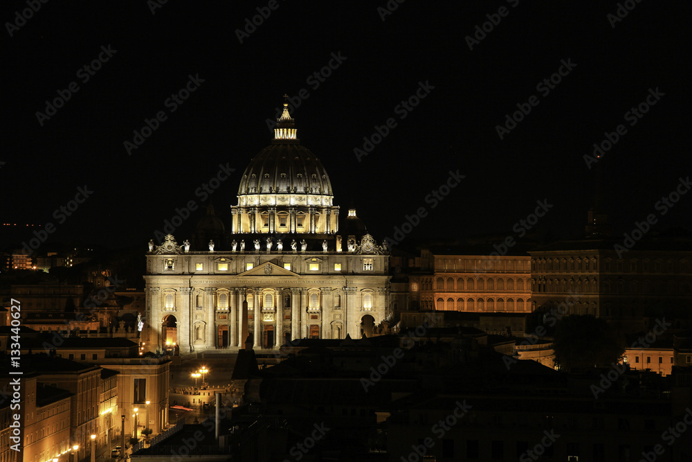 Palais du Vatican de nuit, Rome, Latium, Italy