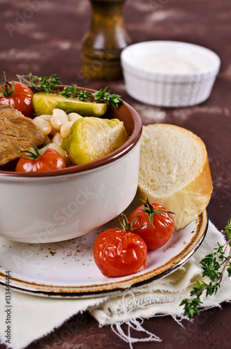 Meat soup with beans