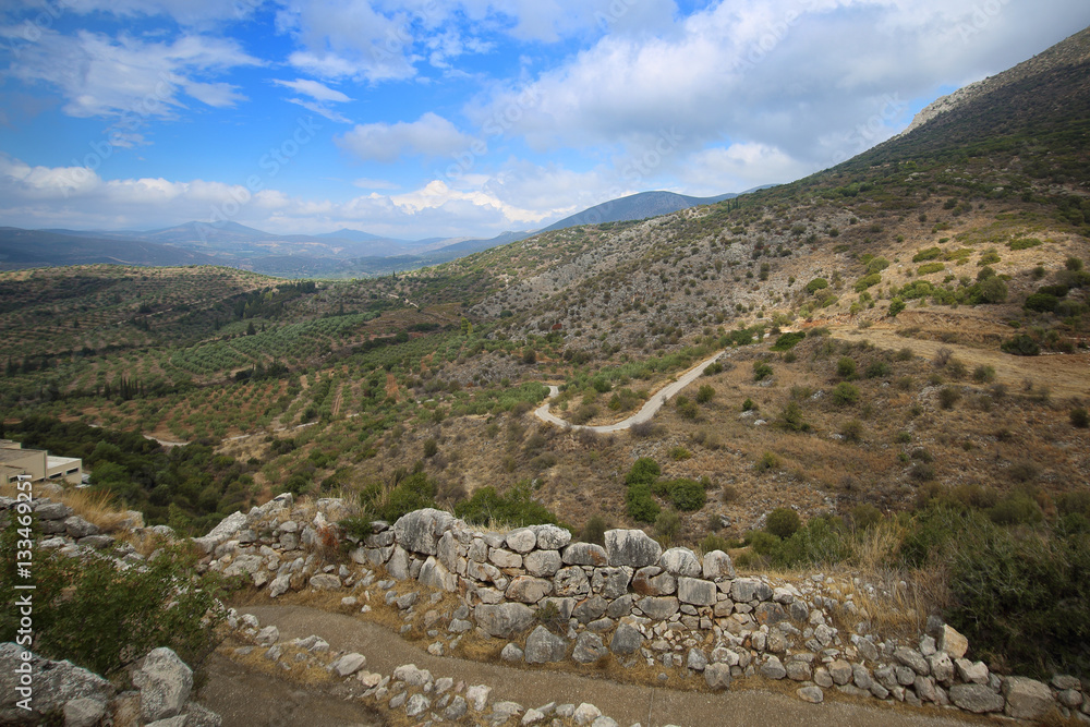 Obraz premium Landscape around Mycenae and ruins of the ancient city