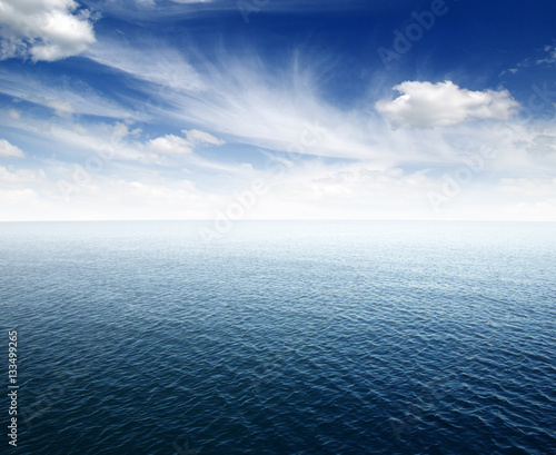 Fototapeta Naklejka Na Ścianę i Meble -  Blue sea and sun