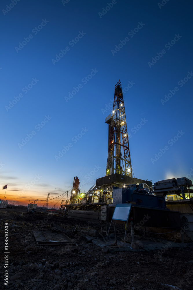 Obraz premium Oilfield derrick