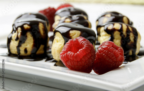 Profiteroles photo