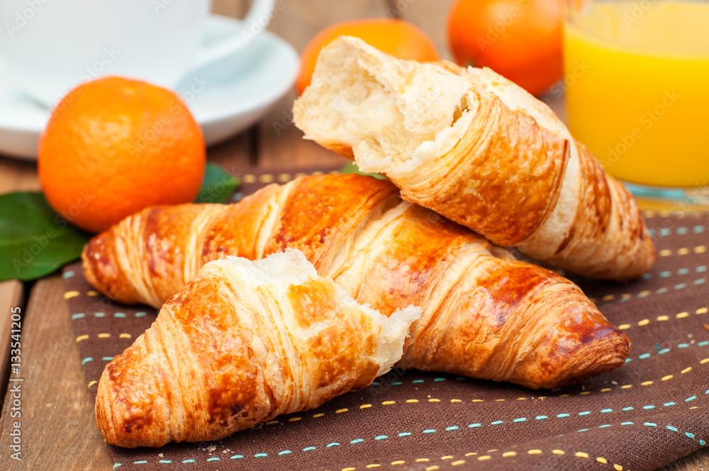 croissant and fruits