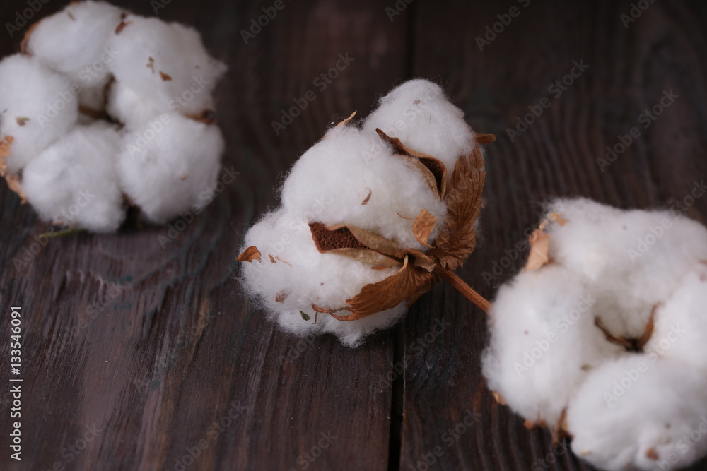  cotton   on wodden table