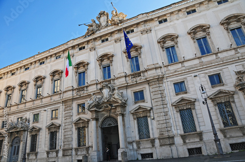 Roma  il palazzo della Consulta in piazza del Quirinale