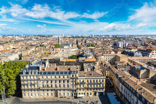 Panoramic view of Bordeaux © Sergii Figurnyi