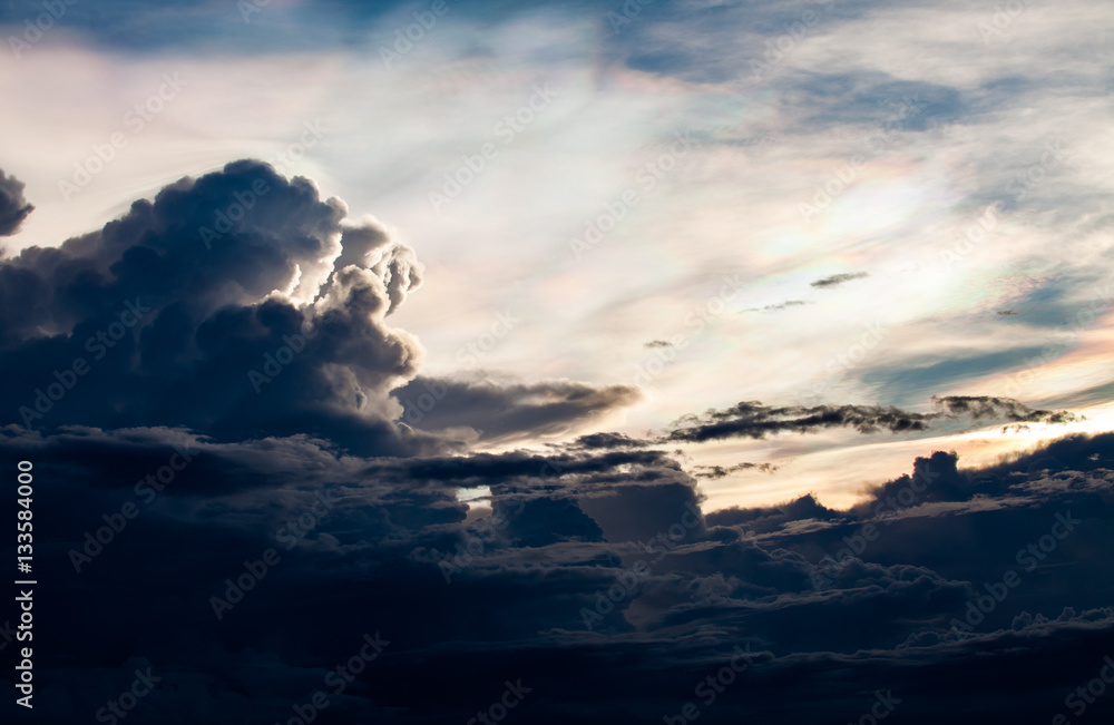 Obraz premium colorful dramatic sky with cloud at sunset