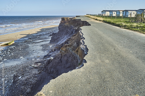 Fototapete Coastal erosion of the cliffs at Skipsea, Yorkshire