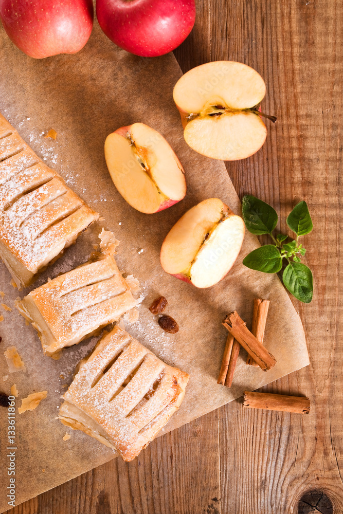 Fototapeta premium Apple strudel. 