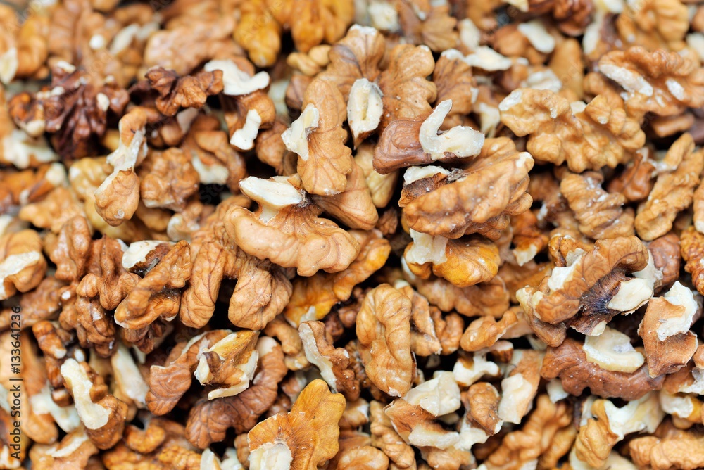 Walnuts are a tree nut belonging to the walnut family.These nuts are rich in omega-3 fats and contain higher amounts of antioxidants than most other foods. Eating walnuts may improve brain health. Walnuts are a tree nut belonging to the walnut family.These nuts are rich in omega-3 fats and contain higher amounts of antioxidants than most other foods. Eating walnuts may improve brain health.