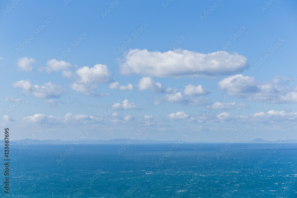 Perfect sky and water of ocean