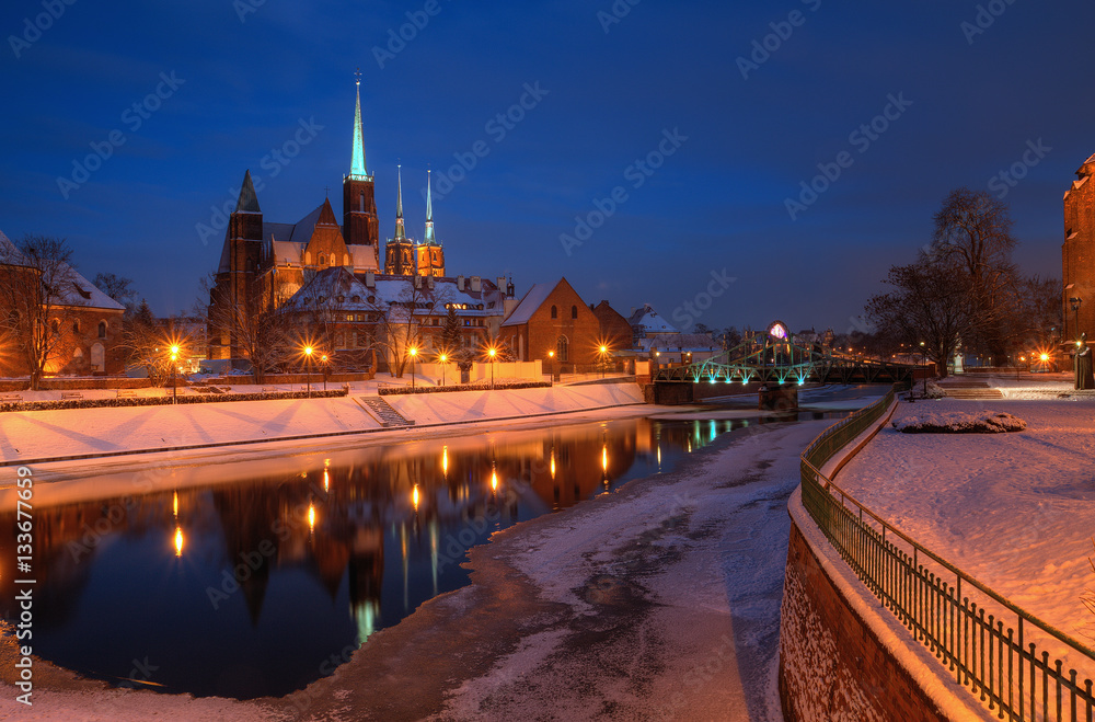 Wrocław Ostrów Tumski zimom